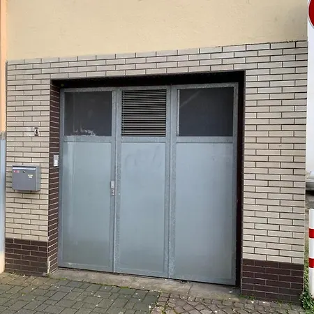 1 * Bruehl (Rhineland)